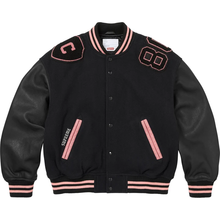 J117_FW26_ShoulderPatchVarsity_Black01_720x.webp